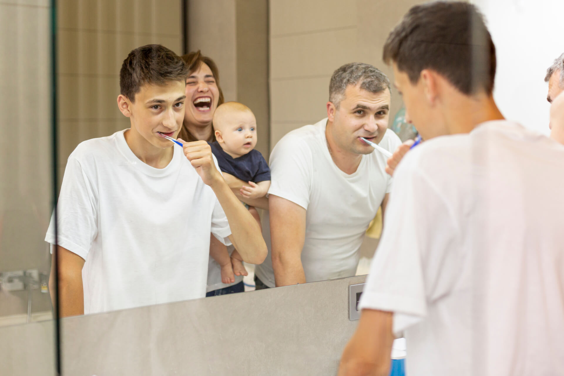 Als ouders zelf niet naar de tandarts gaan